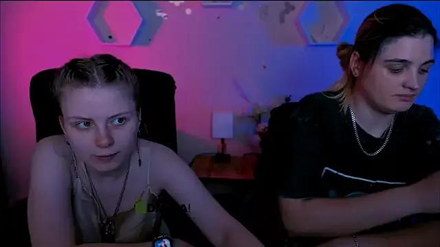 Unleash your urge for fetish cams livestreamers with our pick of steaming hot models, versed in the art of seduction and indulgence.