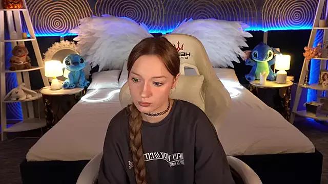 FoxyMayy from StripChat is Freechat