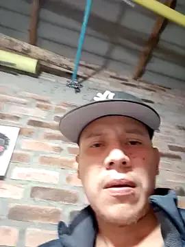 GaaraDiaz from StripChat is Freechat