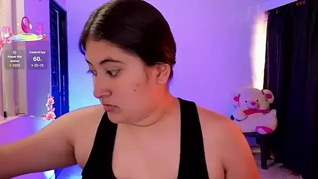 Gaby__Howards from StripChat is Freechat