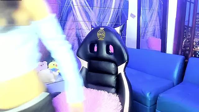 Unleash your urge for fetish cams livestreamers with our pick of steaming hot models, versed in the art of seduction and indulgence.