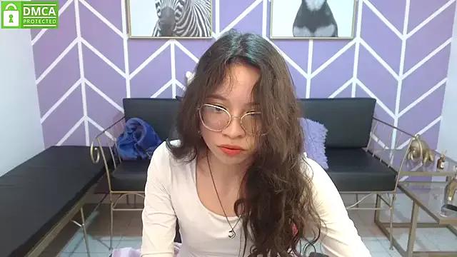 Giaa_rossi from StripChat is Freechat