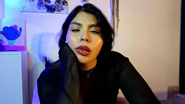 Unleash your urge for fetish cams livestreamers with our pick of steaming hot models, versed in the art of seduction and indulgence.