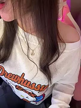 Gina999 from StripChat is Freechat