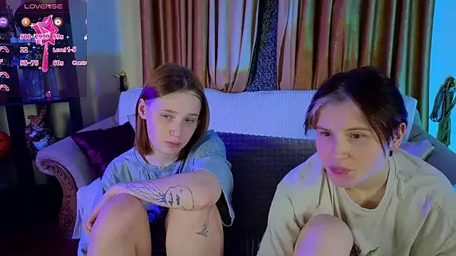 Unleash your urge for fetish cams livestreamers with our pick of steaming hot models, versed in the art of seduction and indulgence.