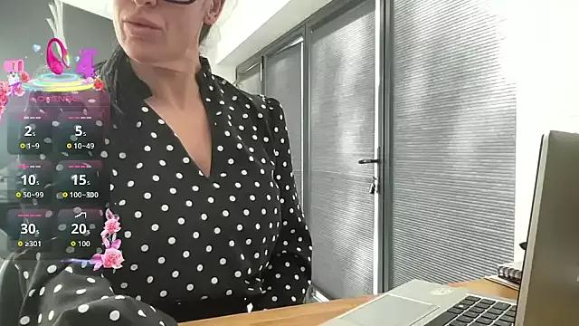 goddess-harper from StripChat is Freechat