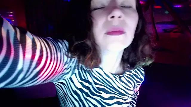 Graceful_Lady from StripChat is Freechat
