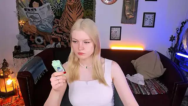 GraceGlamour from StripChat is Freechat