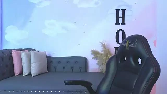 gracehall_1 from StripChat is Freechat