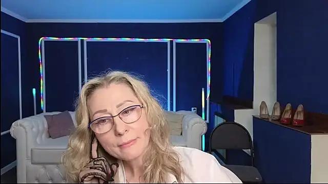 Unleash your urge for fetish cams livestreamers with our pick of steaming hot models, versed in the art of seduction and indulgence.