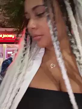 Unleash your urge for fetish cams livestreamers with our pick of steaming hot models, versed in the art of seduction and indulgence.