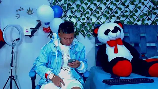 Hakim_prettynigg from StripChat is Freechat