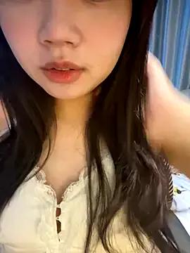 Hanna230 from StripChat is Freechat