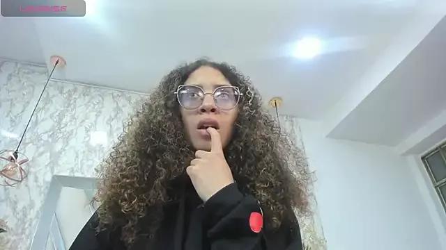 Hanna_Cornee_ from StripChat is Freechat