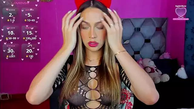 Unleash your urge for fetish cams livestreamers with our pick of steaming hot models, versed in the art of seduction and indulgence.