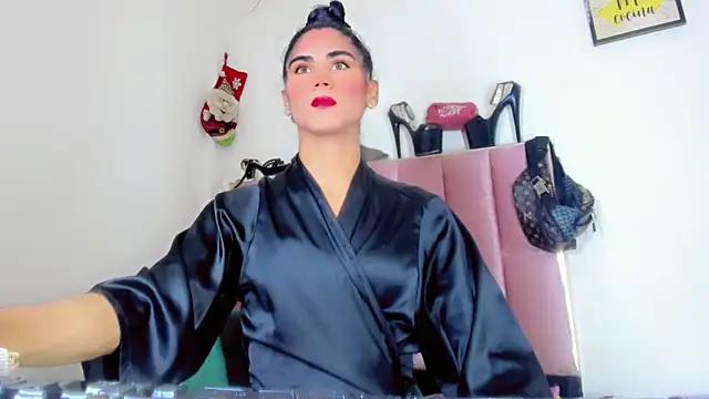 Unleash your urge for fetish cams livestreamers with our pick of steaming hot models, versed in the art of seduction and indulgence.