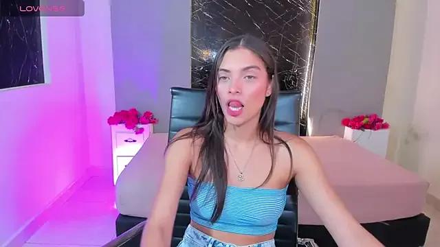 Unleash your urge for fetish cams livestreamers with our pick of steaming hot models, versed in the art of seduction and indulgence.