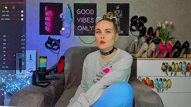 Unleash your urge for fetish cams livestreamers with our pick of steaming hot models, versed in the art of seduction and indulgence.