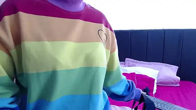 HannaLewiis from StripChat is Freechat