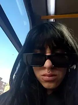 HaryBlair from StripChat is Freechat