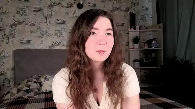 HeidiTian from StripChat is Freechat