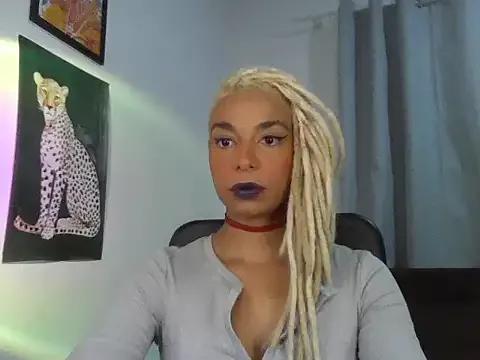 Helenoir from StripChat is Freechat