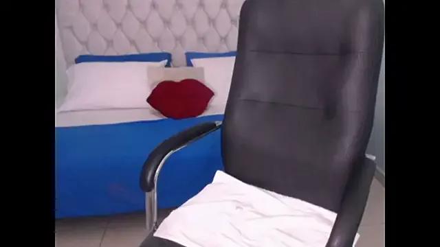 Hera_goddesss from StripChat is Freechat