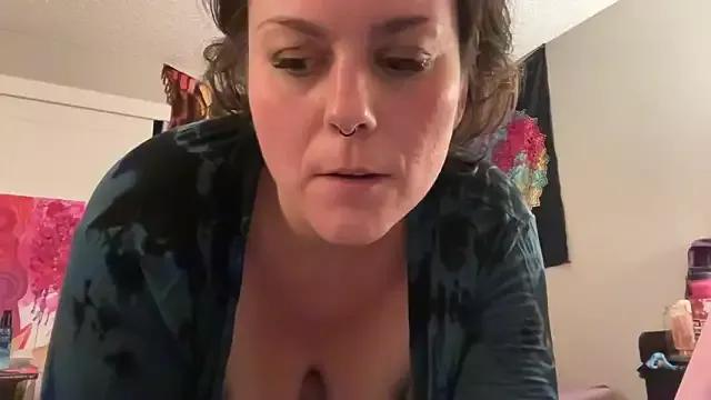 hobbitgoddess from StripChat is Freechat