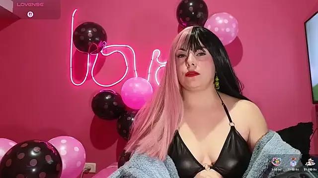 Unleash your urge for fetish cams livestreamers with our pick of steaming hot models, versed in the art of seduction and indulgence.