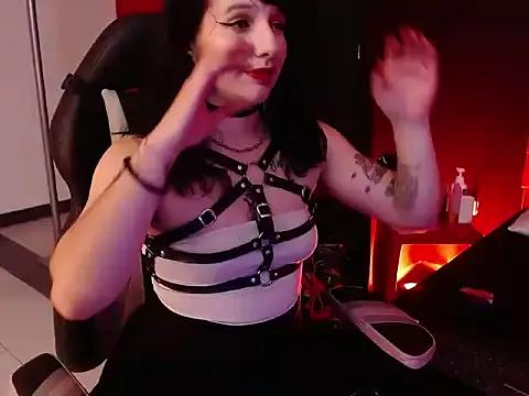 Holly_golden1 from StripChat is Freechat