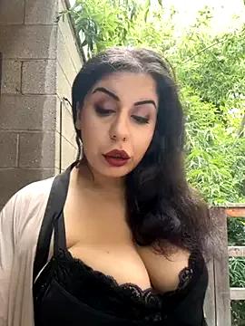 Unleash your urge for fetish cams livestreamers with our pick of steaming hot models, versed in the art of seduction and indulgence.