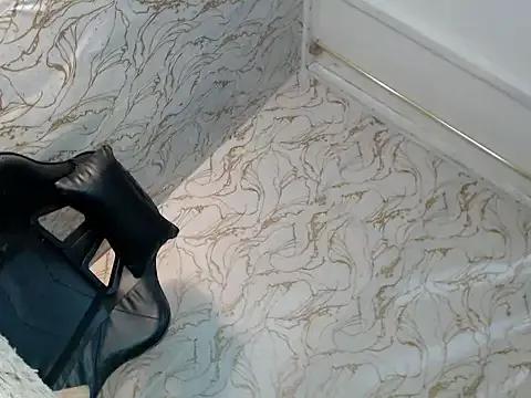 Honey_Swellens from StripChat is Freechat