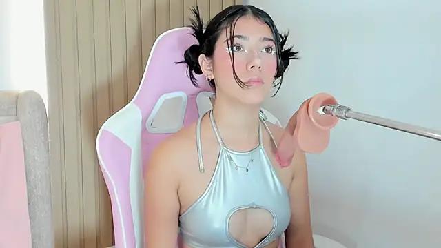 Unleash your urge for fetish cams livestreamers with our pick of steaming hot models, versed in the art of seduction and indulgence.