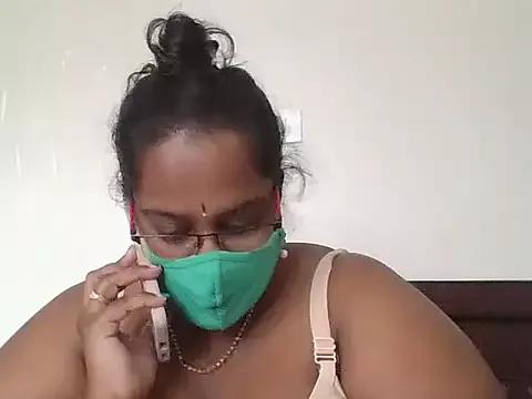 hootypriya from StripChat is Freechat