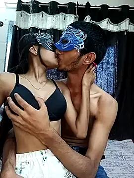 Horniness_couple from StripChat is Freechat