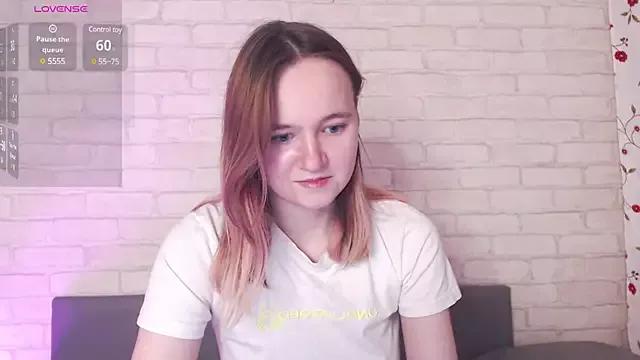 Horny_Ericha from StripChat is Freechat