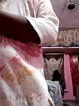 Hornysavita38 from StripChat is Freechat