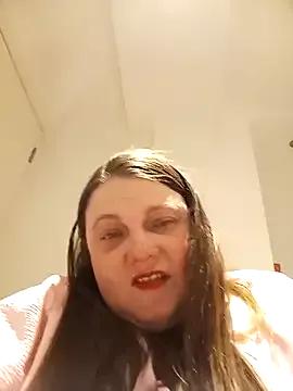 HotHornyEmmaX from StripChat is Freechat