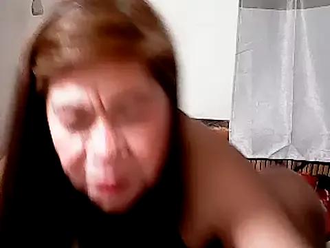 Hottestsexxy_Elynnn from StripChat is Freechat