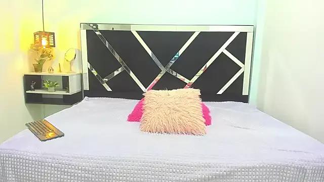 Unleash your urge for fetish cams livestreamers with our pick of steaming hot models, versed in the art of seduction and indulgence.