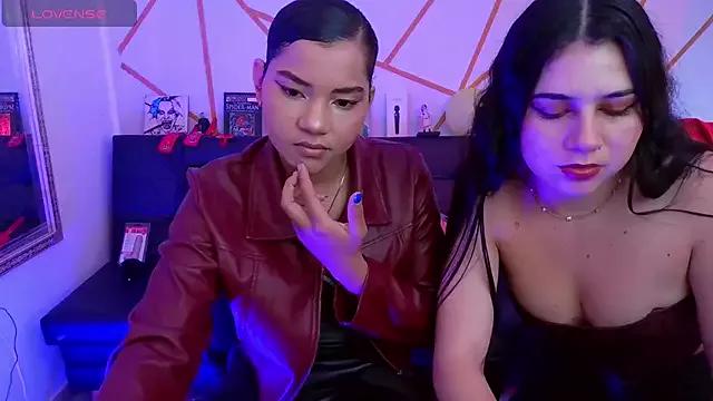 Unleash your urge for fetish cams livestreamers with our pick of steaming hot models, versed in the art of seduction and indulgence.