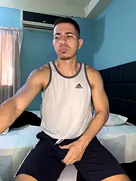 Im_steven from StripChat is Freechat