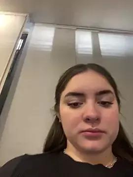 imlindapink from StripChat is Freechat