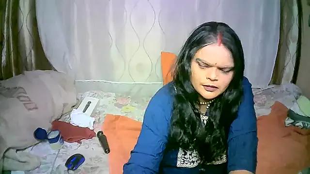 IndianAriana from StripChat is Freechat