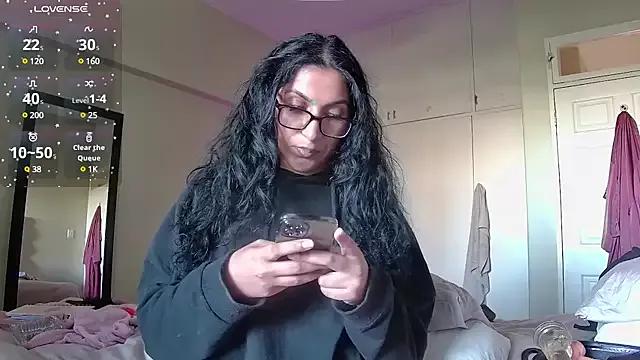 indianbutterxo from StripChat is Freechat