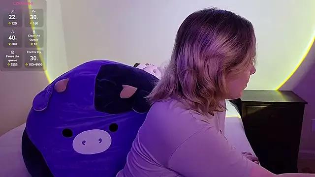 Unleash your urge for fetish cams livestreamers with our pick of steaming hot models, versed in the art of seduction and indulgence.