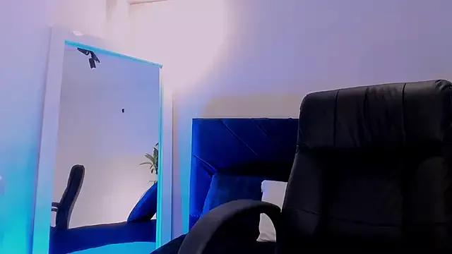 Unleash your urge for fetish cams livestreamers with our pick of steaming hot models, versed in the art of seduction and indulgence.