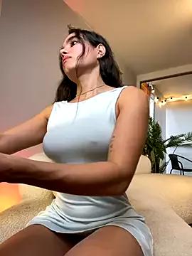 Unleash your urge for fetish cams livestreamers with our pick of steaming hot models, versed in the art of seduction and indulgence.