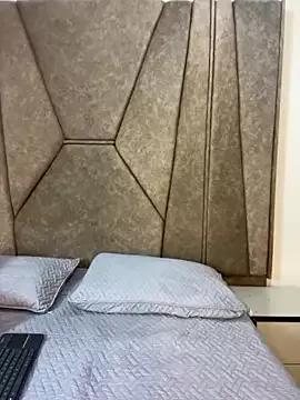 Isabela_Colins from StripChat is Freechat