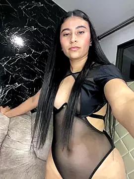 Unleash your urge for fetish cams livestreamers with our pick of steaming hot models, versed in the art of seduction and indulgence.